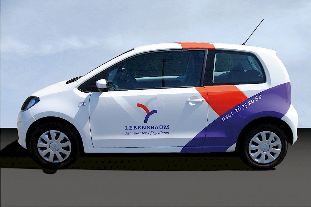 Lebensbaum | Ambulanter Pflegedienst | Branding Unternehmensfahrzeuge | Sehsam | Leipzig | Designagentur | Markenagentur | Kreativagentur | Grafikdesign | Corporate Design | Corporate Identity | Markenstrategie | Markendesign | Markenanwendung | Gestaltung