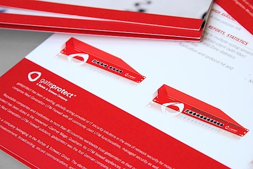 Gateprotect | Printmedien | Detail Fußzeile mit Produktdesign | Startup | Sehsam | Leipzig | Designagentur | Markenagentur | Kreativagentur | Grafikdesign | Corporate Design | Corporate Identity | Markenstrategie | Markendesign | Markenanwendung | Gestaltung